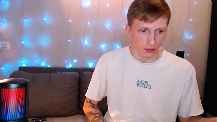 juliaanddima Live Sex December 17, 2025