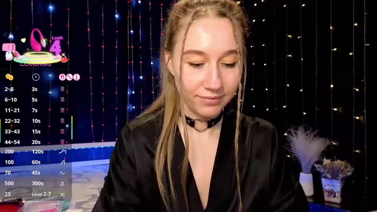 kiskaWEDNESDAY Live Sex December 17, 2025