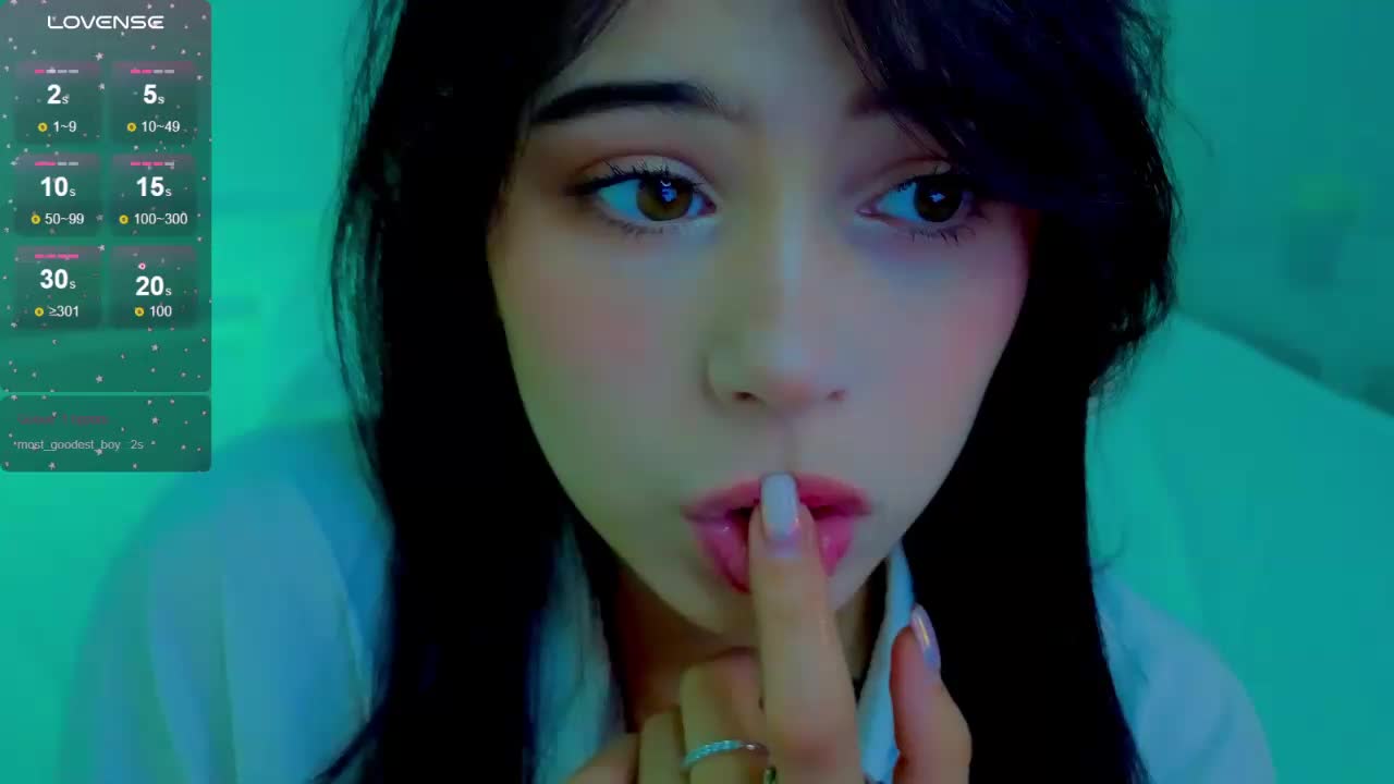 CoralineJones Live Sex December 18, 2025