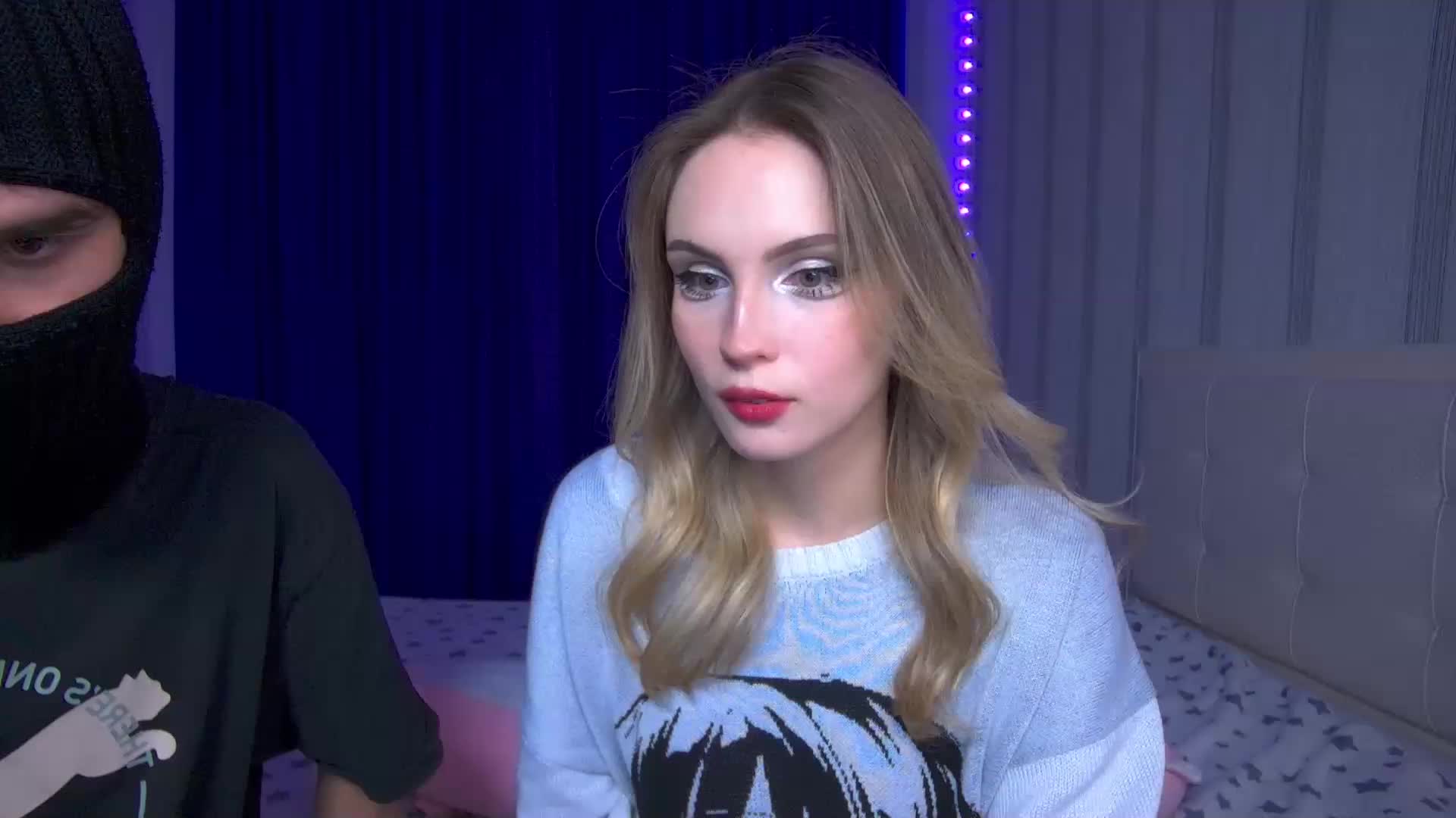 schoolgirl Live Sex December 12, 2025