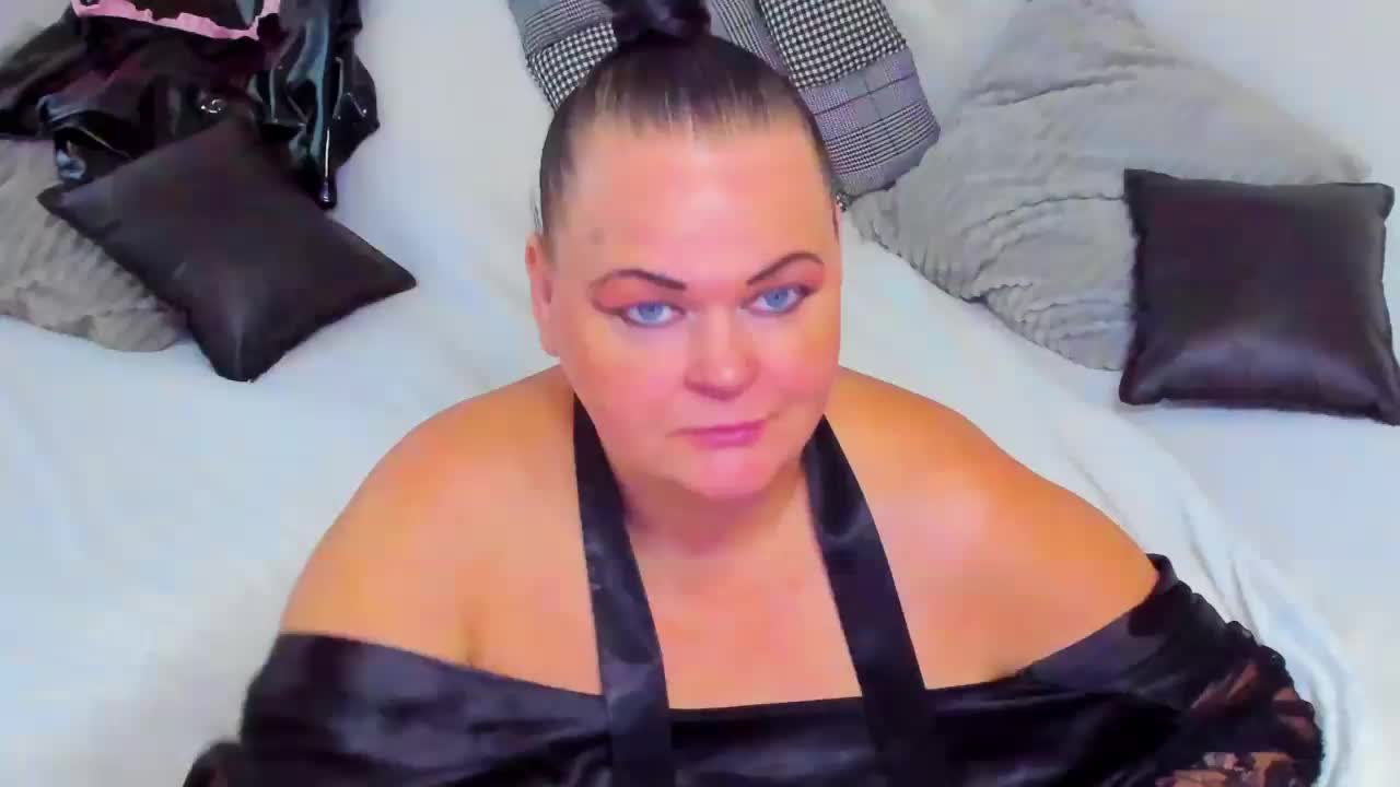 MilanaBiegert Live Sex December 12, 2025