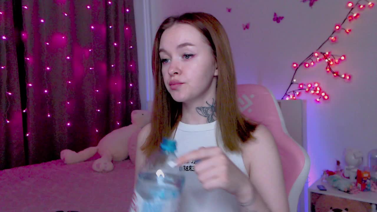 NaughtyMable Live Sex December 14, 2025