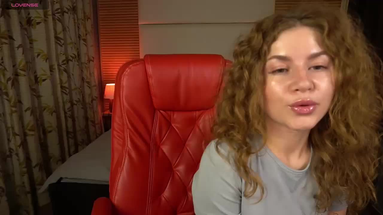 YoursGirlAlice Live Sex December 13, 2025