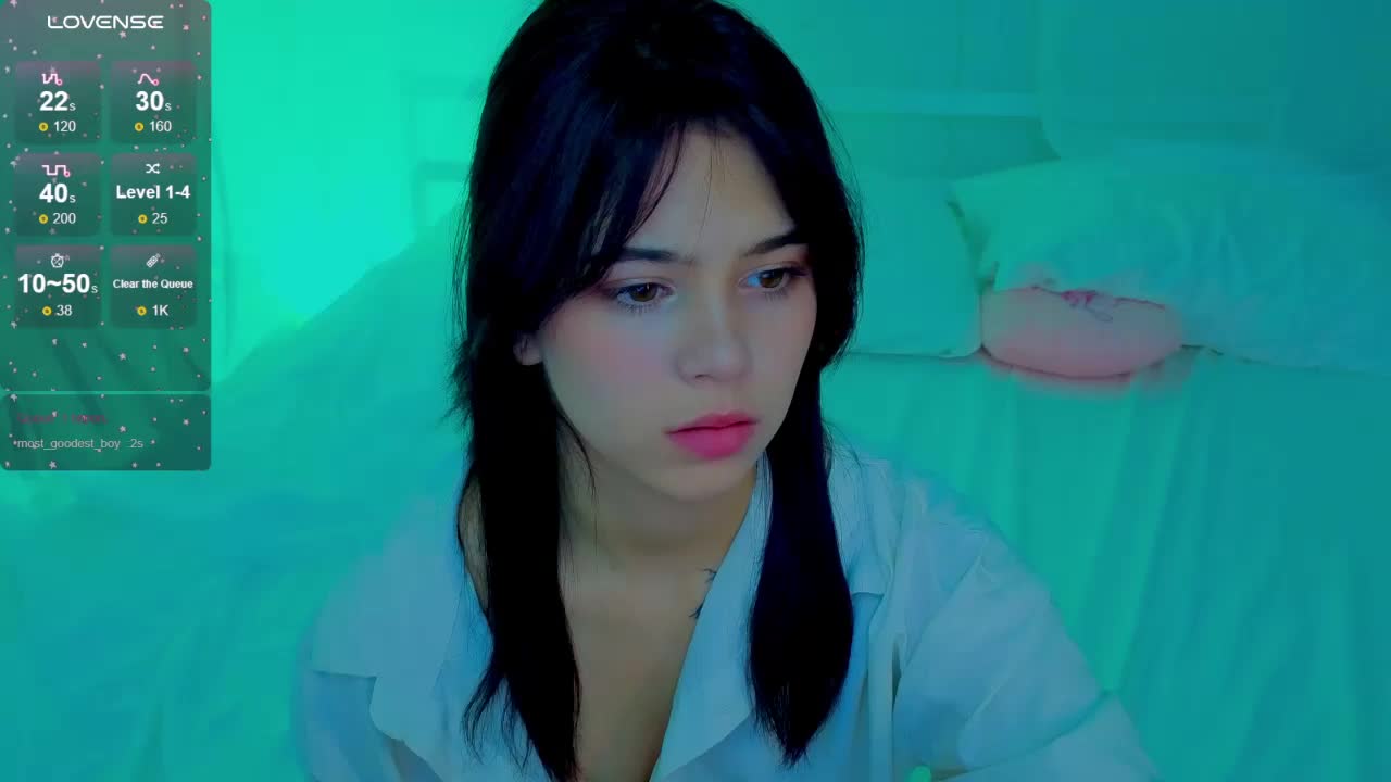 CoralineJones Live Sex December 18, 2025