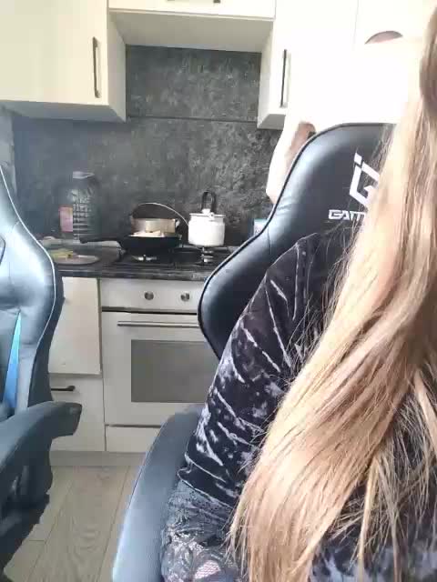 Innokentiy449 Live Sex December 15, 2025