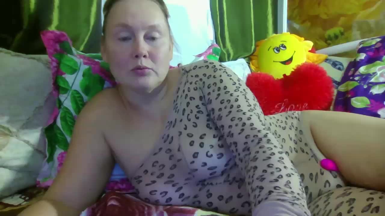 Aktriska Live Sex December 17, 2025