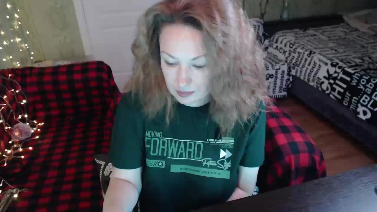 MeganIris Live Sex December 18, 2025