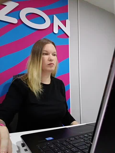 Olivia5551 Live Sex December 13, 2025