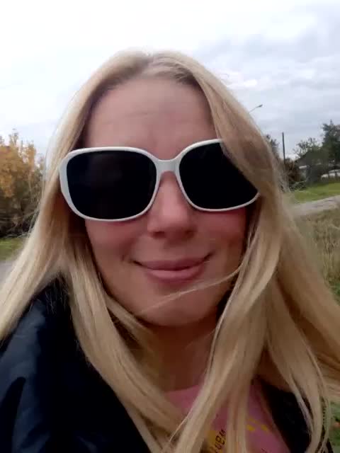 -nelya- Live Sex December 17, 2025