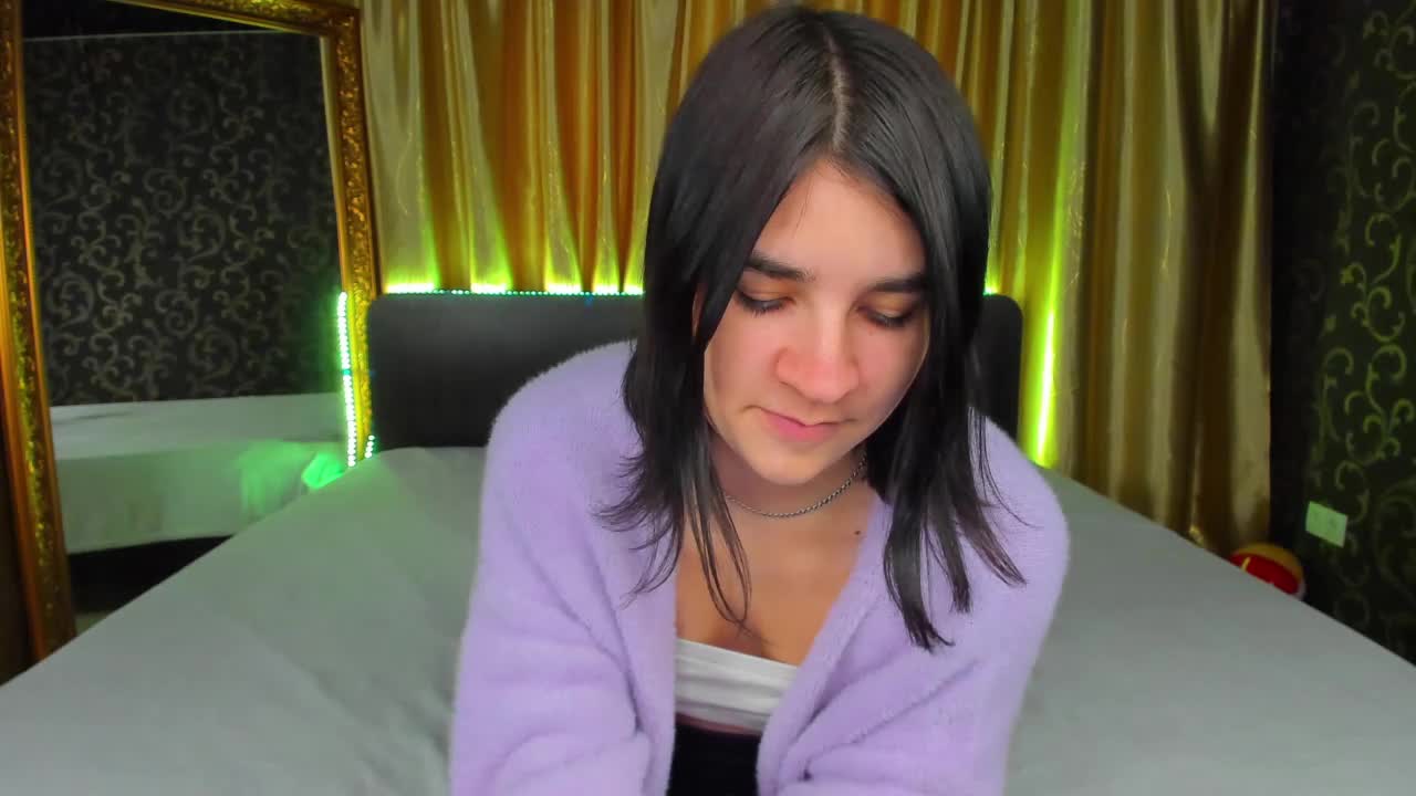Polly-Love Live Sex December 17, 2025