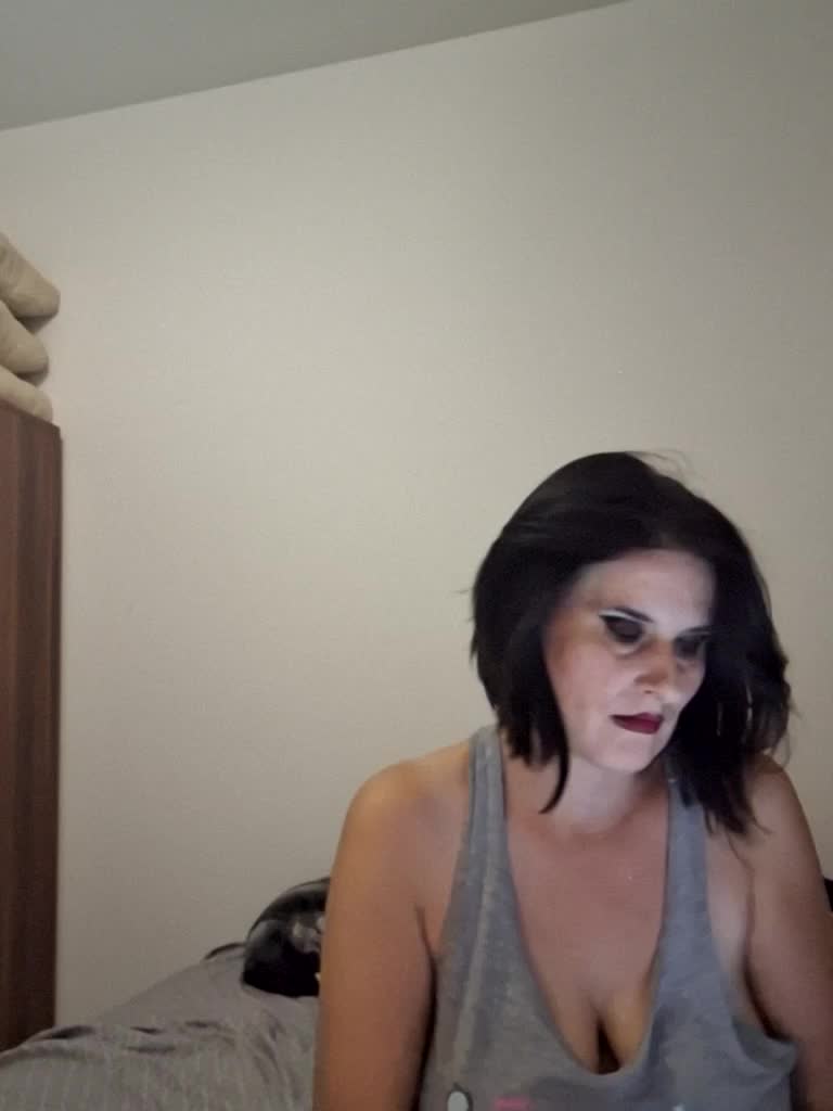 milf44milf Live Sex December 20, 2025