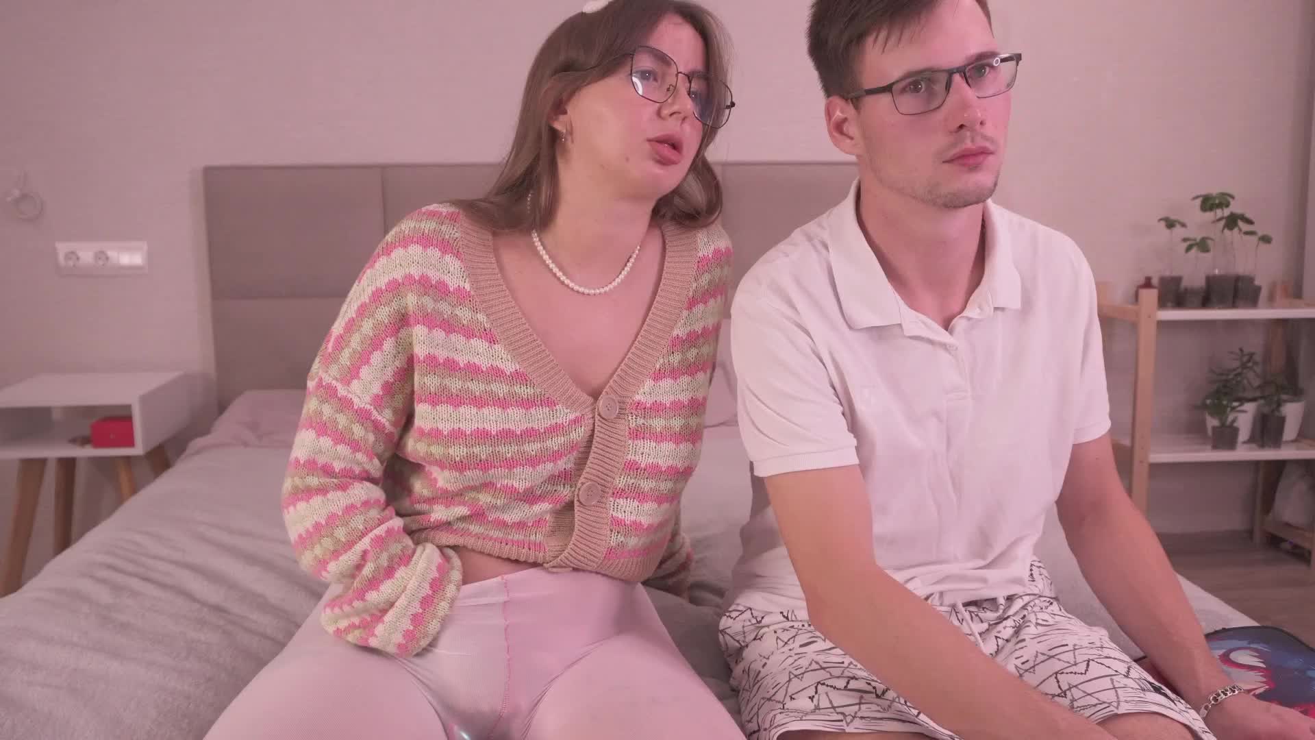 PashaAndMila Live Sex December 14, 2025