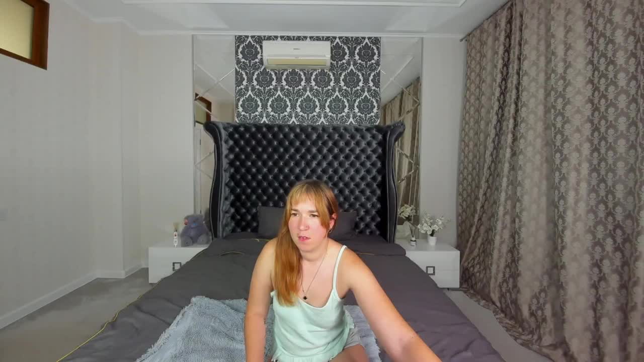 SofiiDarling Live Sex December 15, 2025