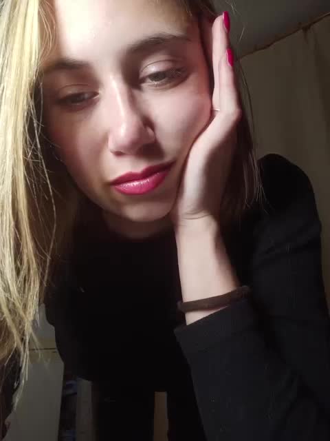 MilkyGirl Live Sex December 13, 2025