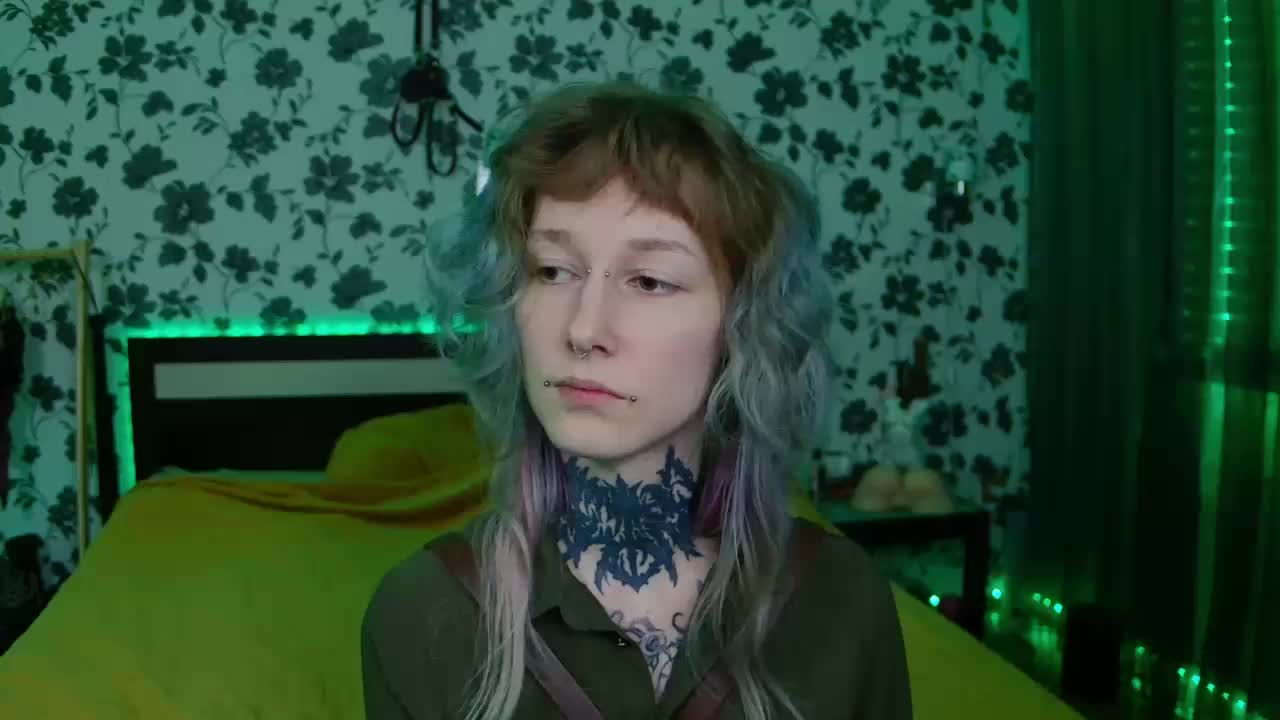 LittleSpaceMouse- Live Sex December 13, 2025