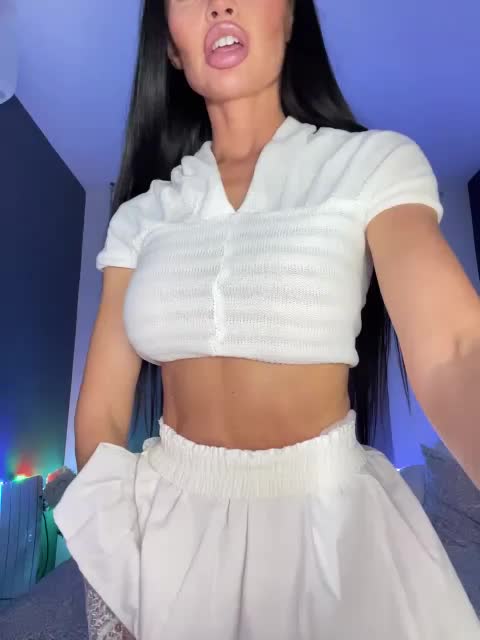 nicole21x Live Sex December 17, 2025