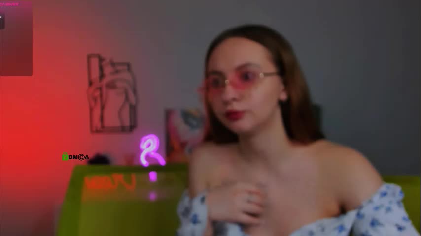 mila_glow Live Sex December 13, 2025