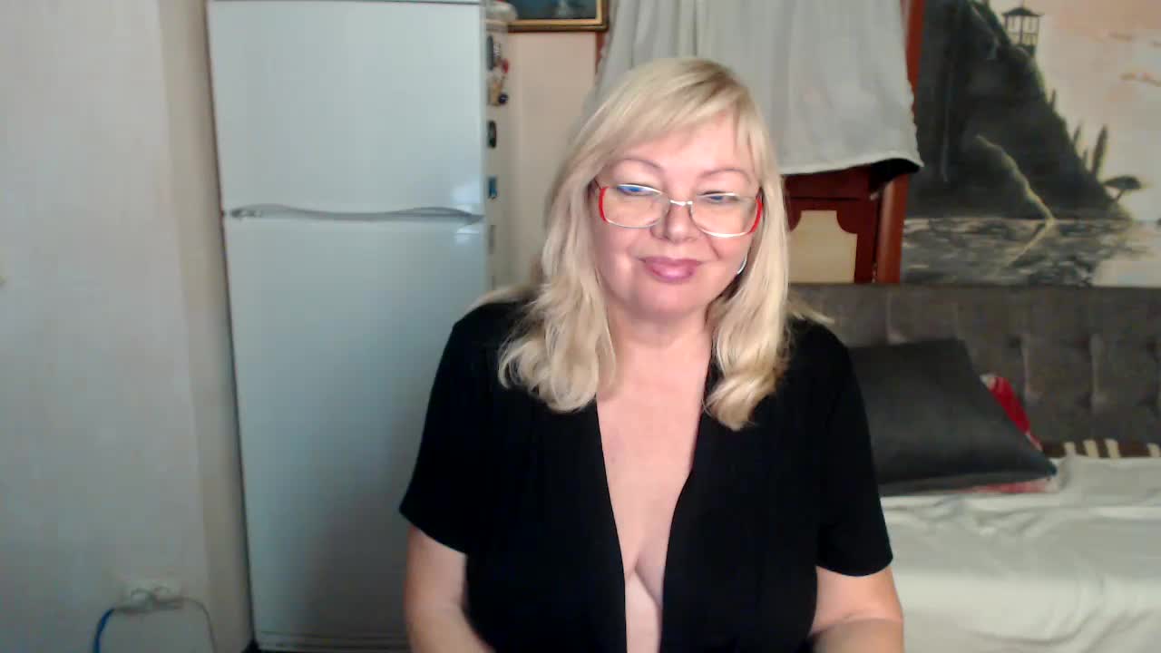 EvelynLoveShy Live Sex December 18, 2025