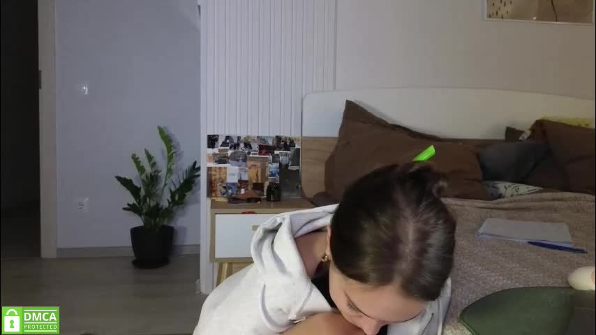 evi_woow Live Sex December 13, 2025