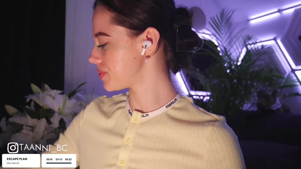 Taanni Live Sex December 19, 2025