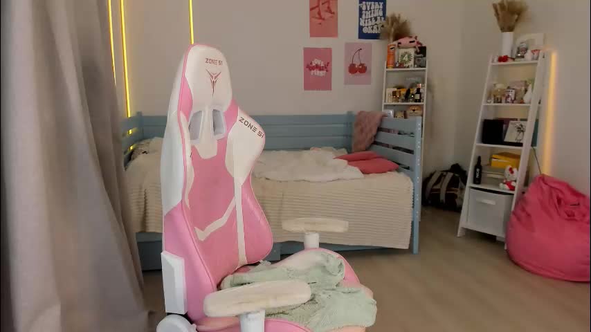 alice_forfun Live Sex December 15, 2025