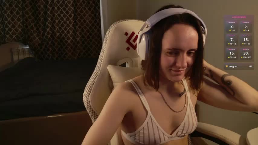 Luna_Loveee Live Sex December 15, 2025