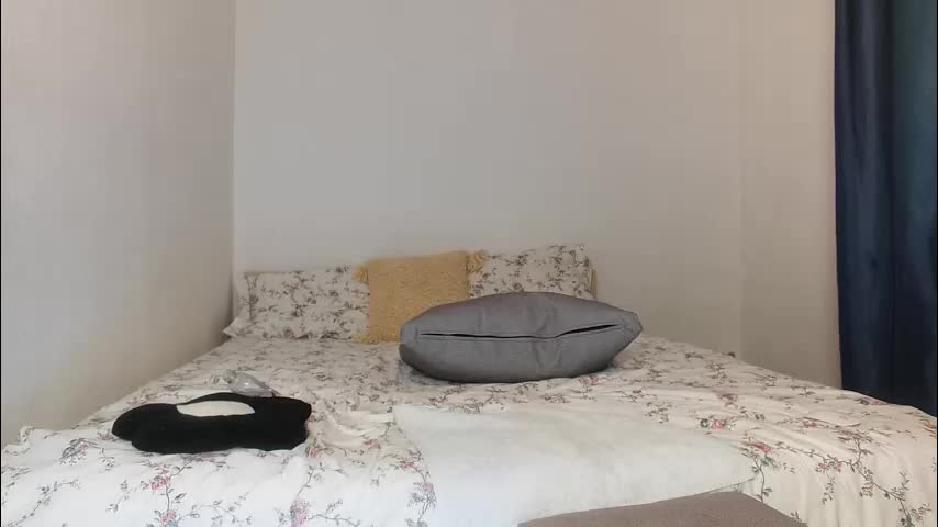 smalldoll7 Live Sex December 13, 2025