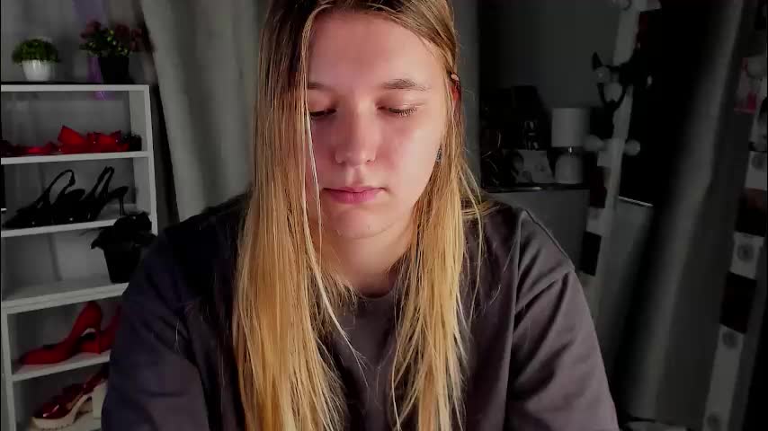 rebecca_____ Live Sex December 13, 2025