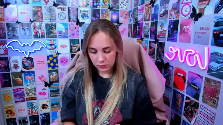 MiaMilas Live Sex December 13, 2025