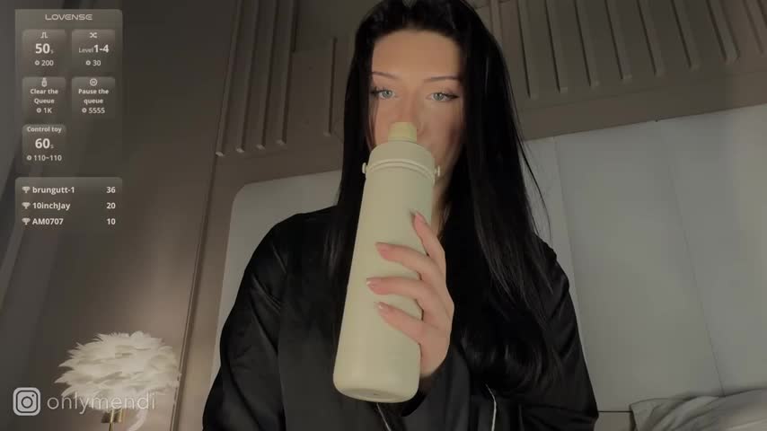 MENNDI Live Sex December 17, 2025