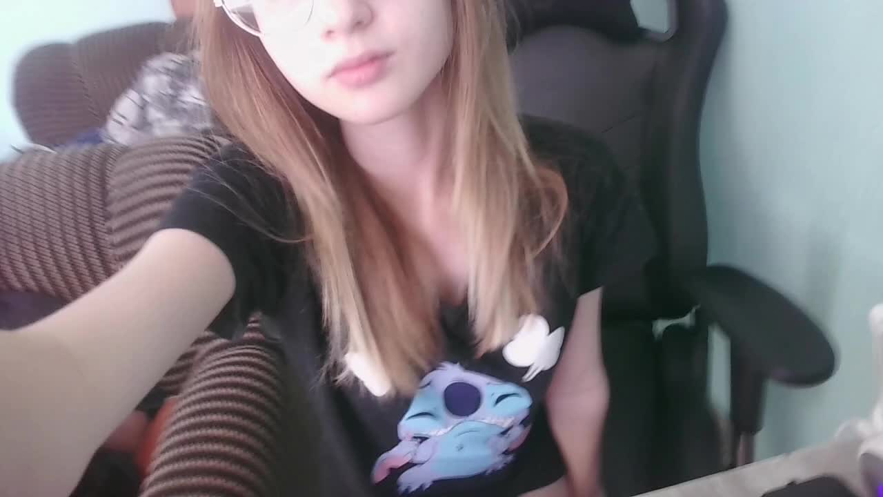 emolina Live Sex December 14, 2025