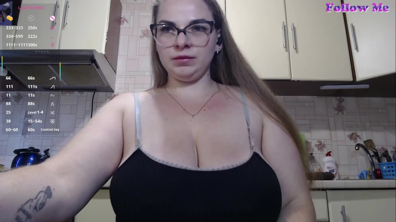 CarolinaDiamond33 Live Sex December 13, 2025