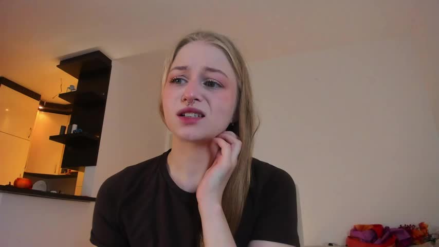 MiaMews Live Sex December 13, 2025