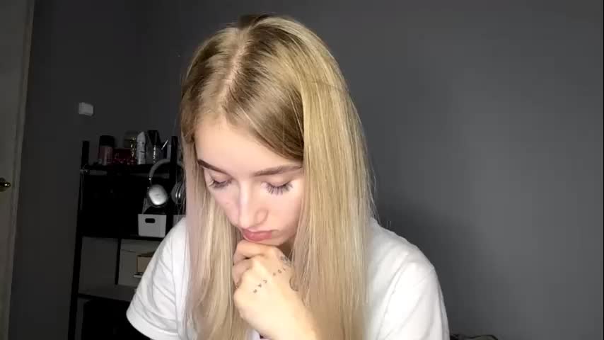 ameliaduraku Live Sex December 14, 2025