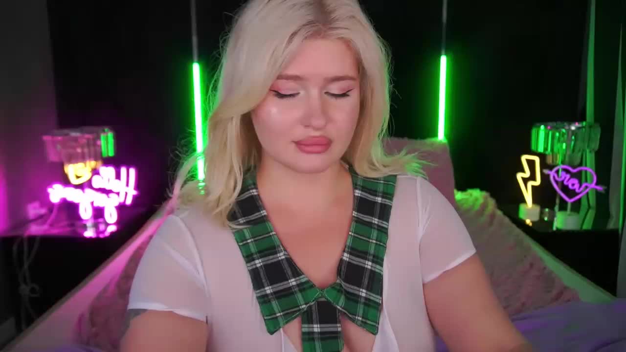 AnoraJoy Live Sex December 17, 2025