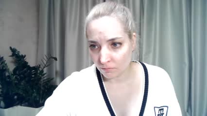 mariska-kiska Live Sex December 14, 2025