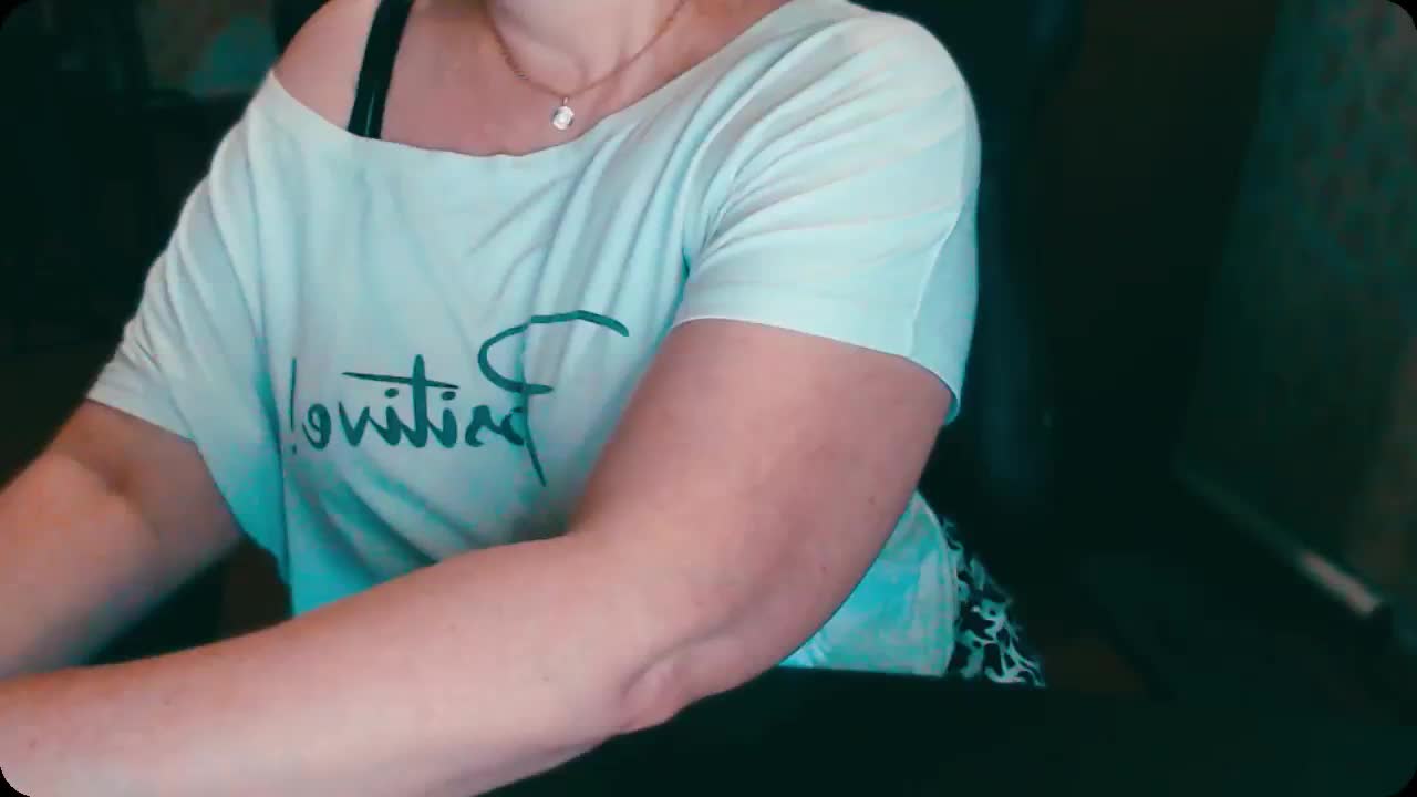 Alisa1917 Live Sex December 17, 2025