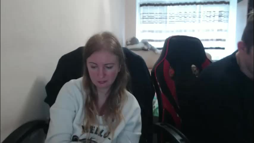 jenisandpeter Live Sex December 19, 2025