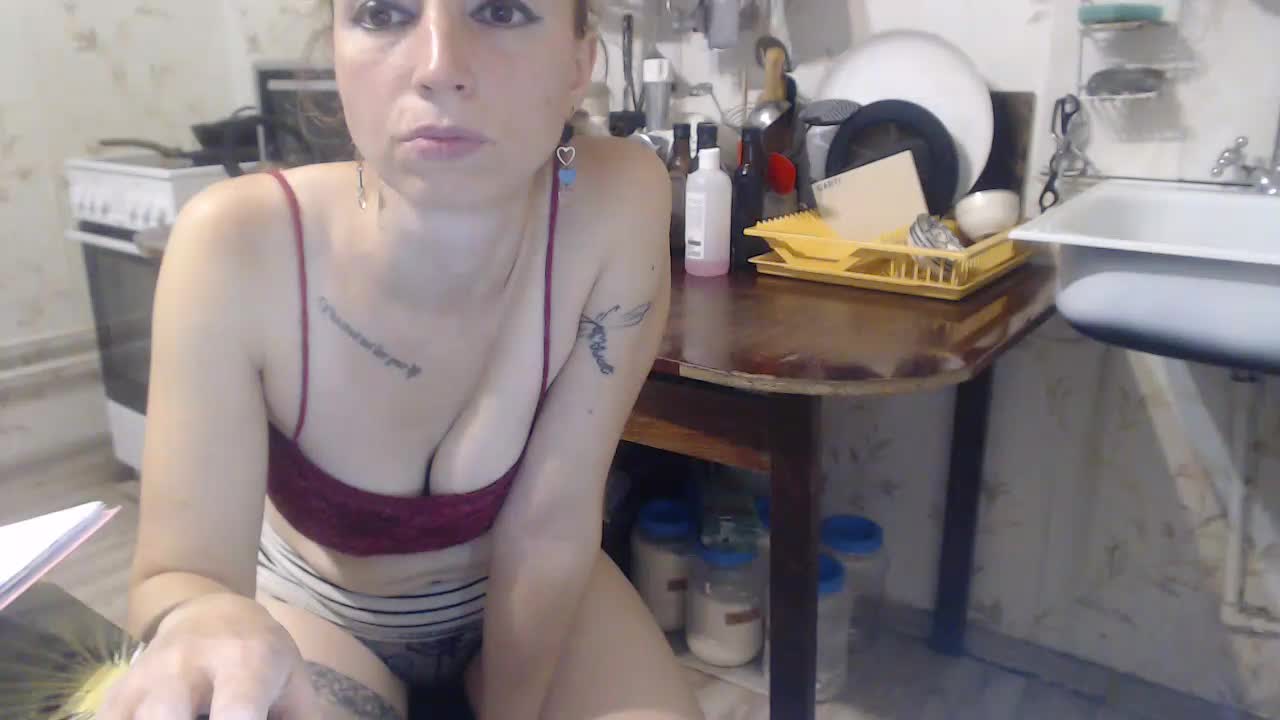 berry252 Live Sex December 14, 2025