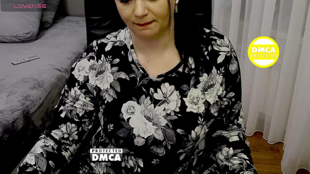 -WarM_Me- Live Sex December 13, 2025