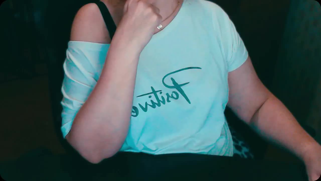 Alisa1917 Live Sex December 17, 2025