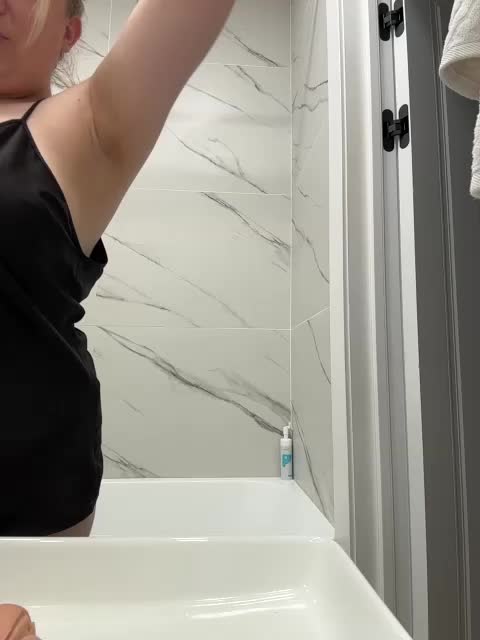 -Sonya699- Live Sex December 17, 2025