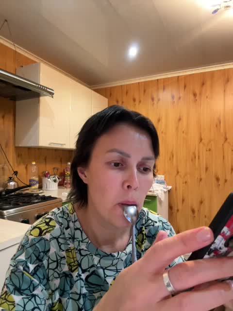 vik77777A Live Sex December 17, 2025