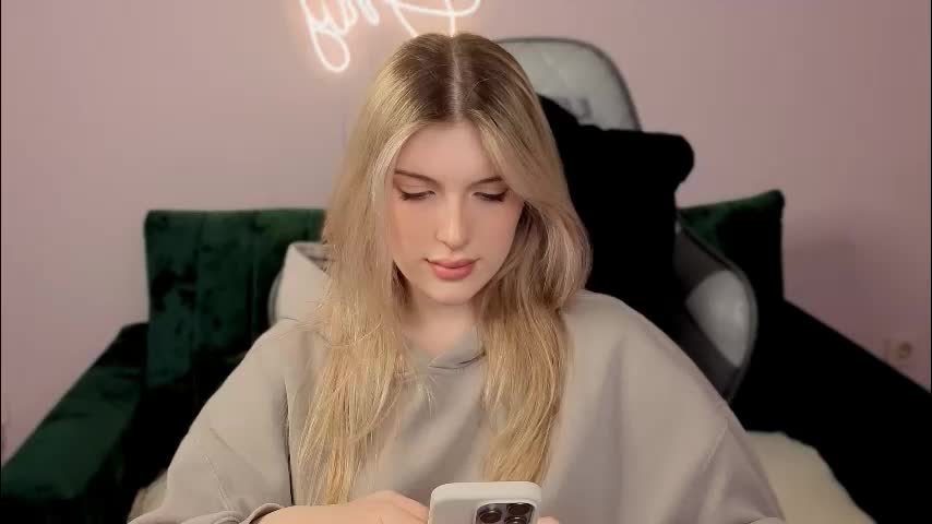 nanami_v02 Live Sex October 7, 2025