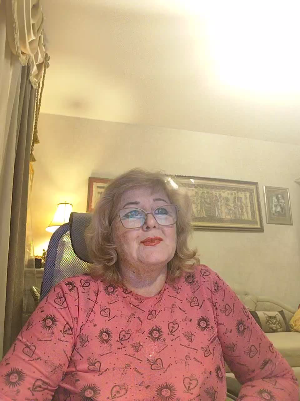 KarinkaSweet Live Sex December 17, 2025