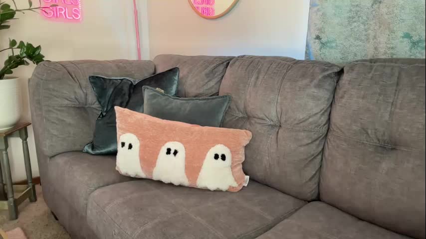 officiallyonlytams Live Sex December 17, 2025