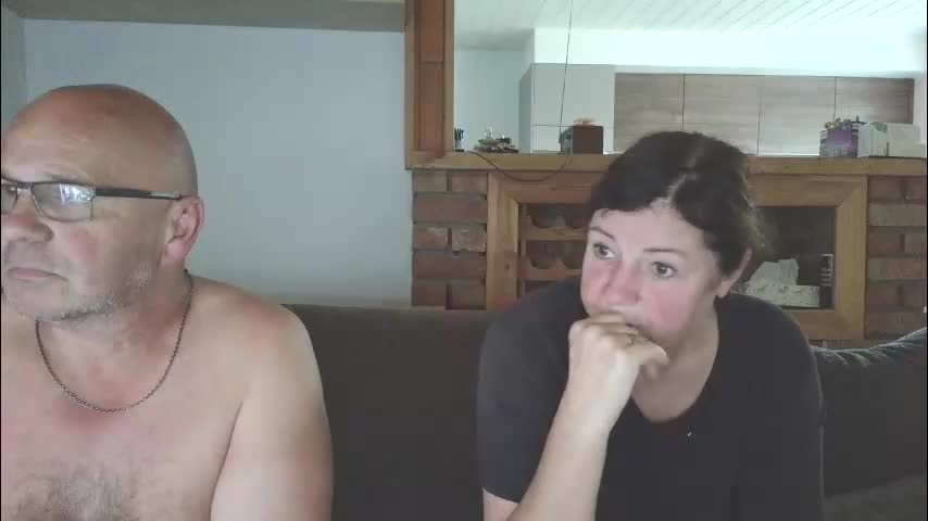 sanroom Live Sex December 14, 2025