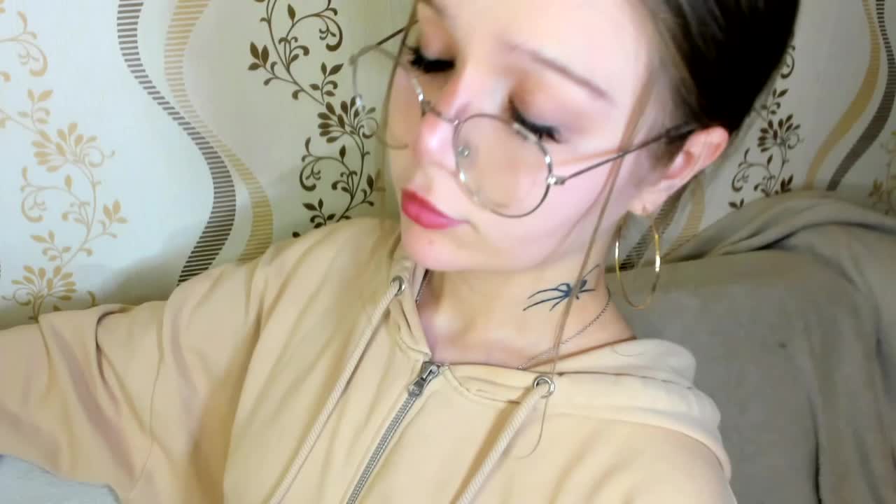 MelMooon Live Sex December 14, 2025