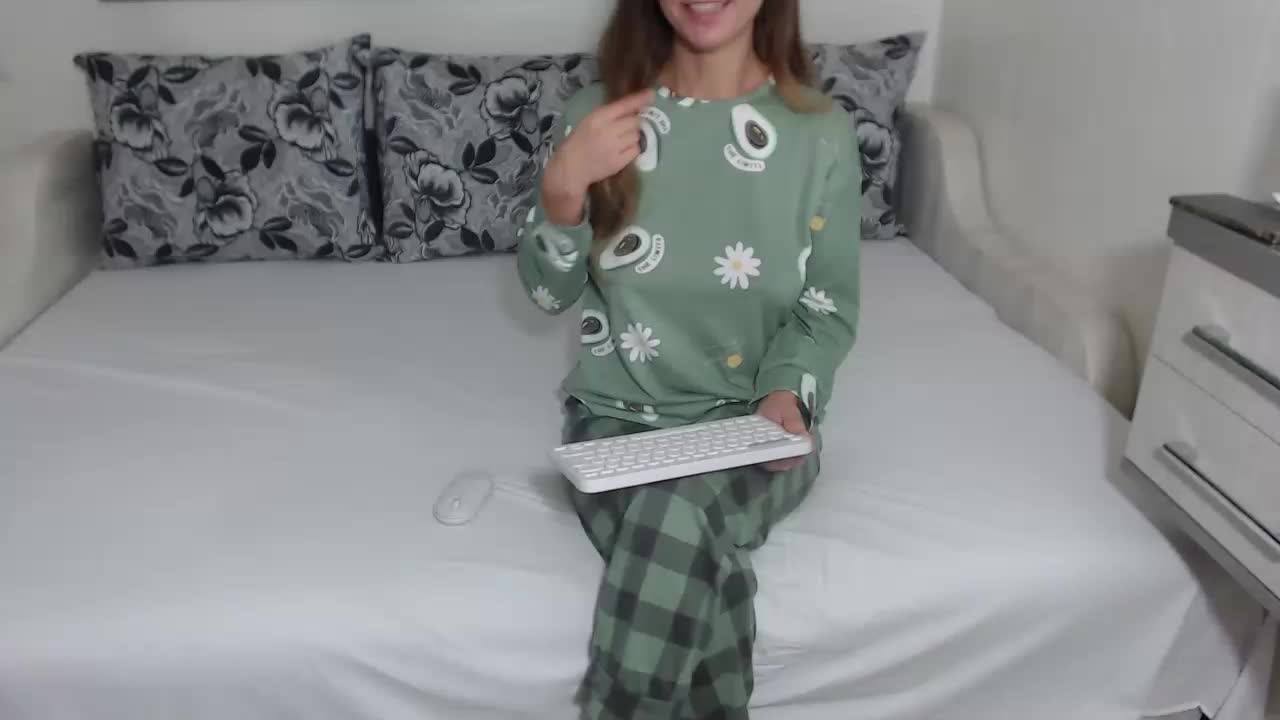 Amore_me Live Sex 2025.10.08