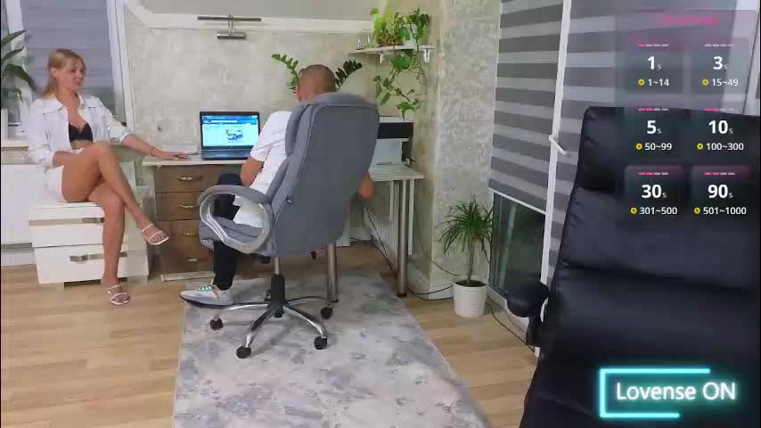 karinadeniss Live Sex December 17, 2025